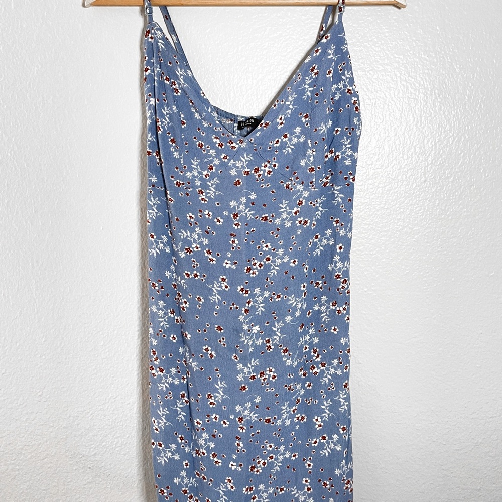 Blue Summer Dress 🩵🤍💙